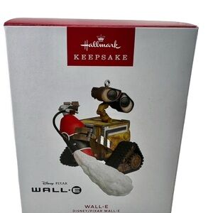 Hallmark Keepsake Ornament WALL-E Disney/Pixar 2022 Christmas Tree Ornament